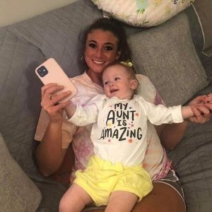 Meet your Posher, Jessica